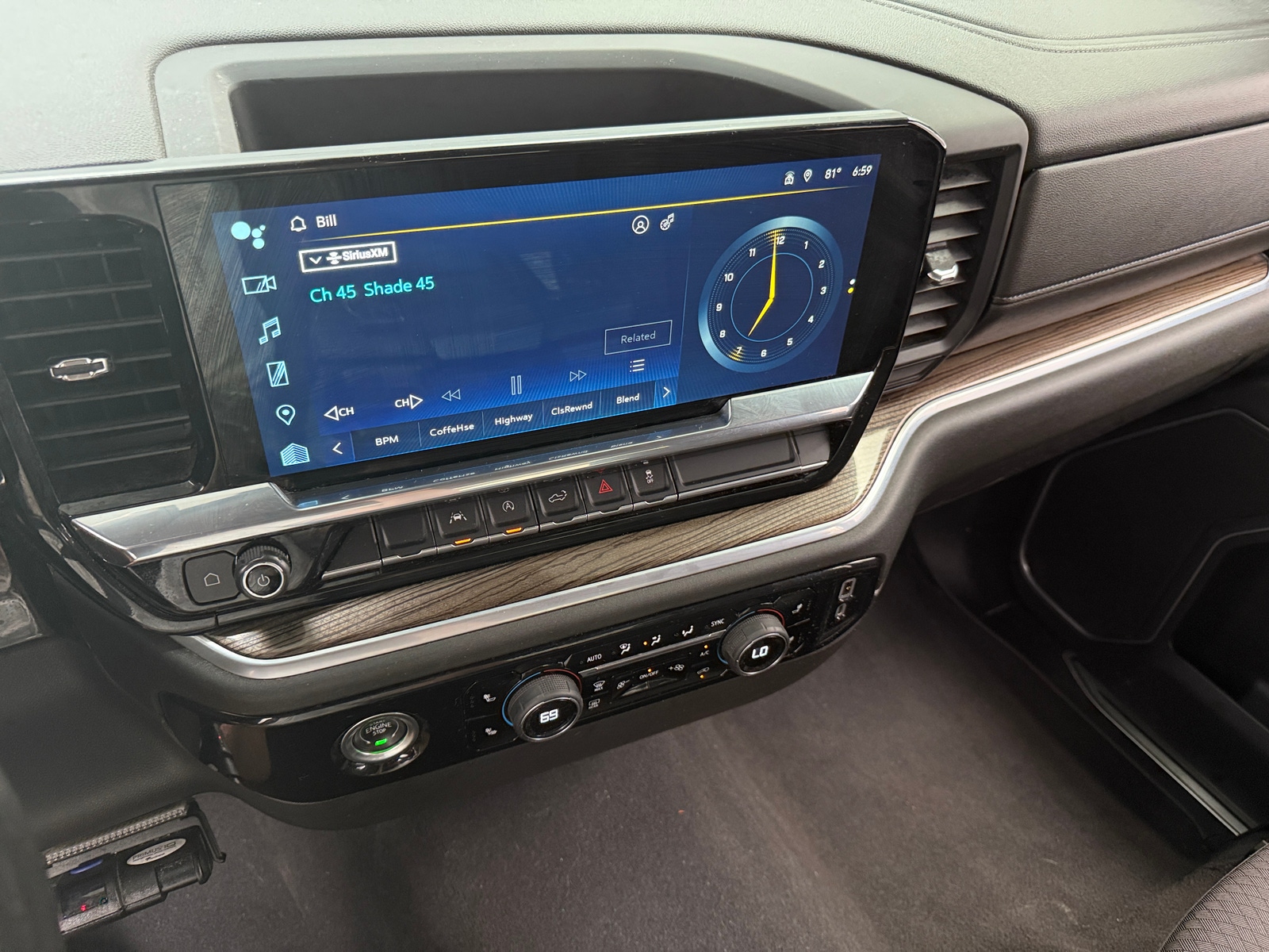 Thumbnail: 2022 Chevrolet Silverado 1500 - 4