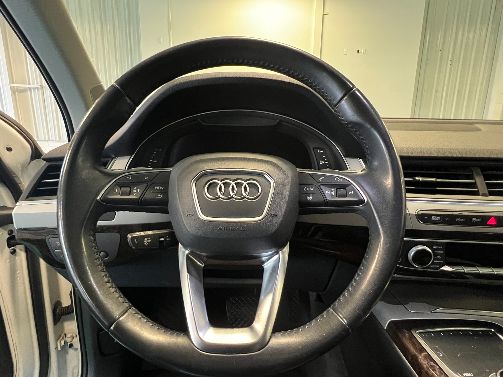 Thumbnail: 2019 Audi Q7 - 4
