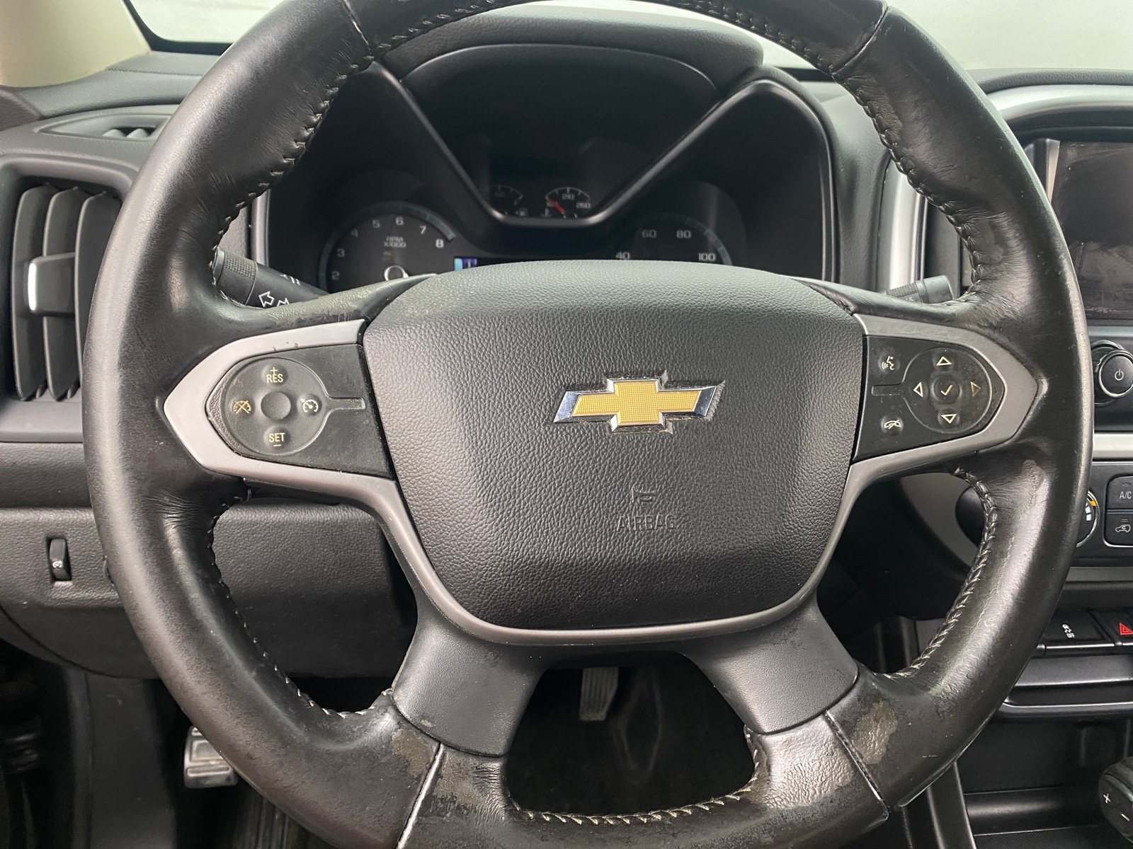 Thumbnail: 2016 Chevrolet Colorado - 5