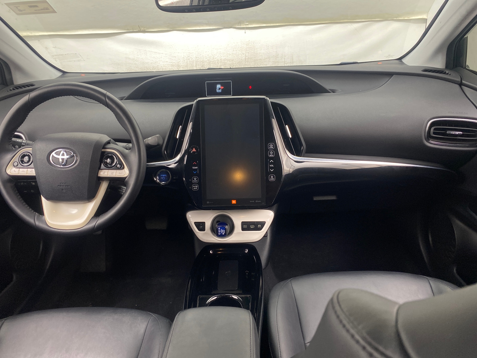 Thumbnail: 2017 Toyota Prius Prime - 3