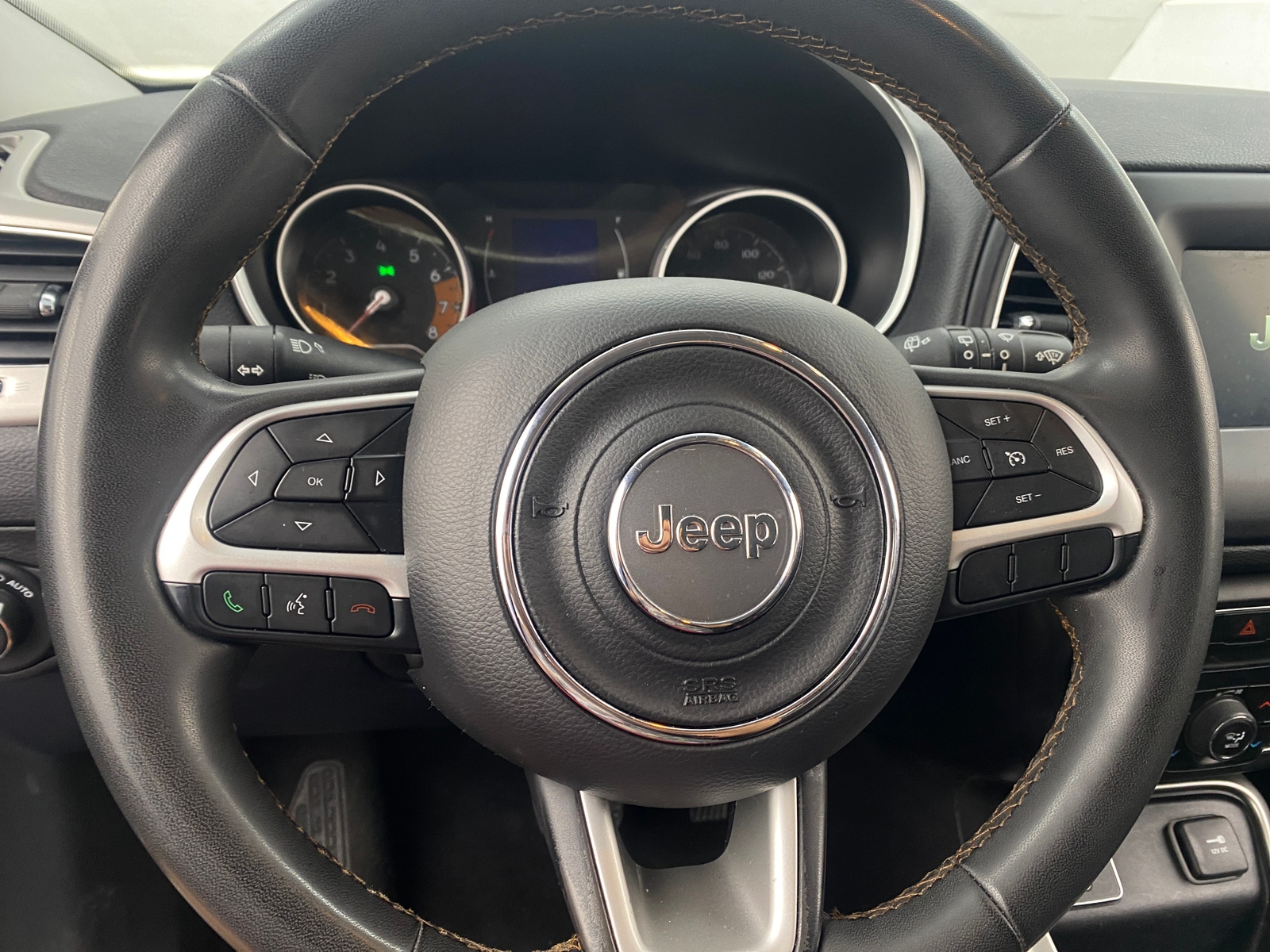 Thumbnail: 2021 Jeep Compass - 5