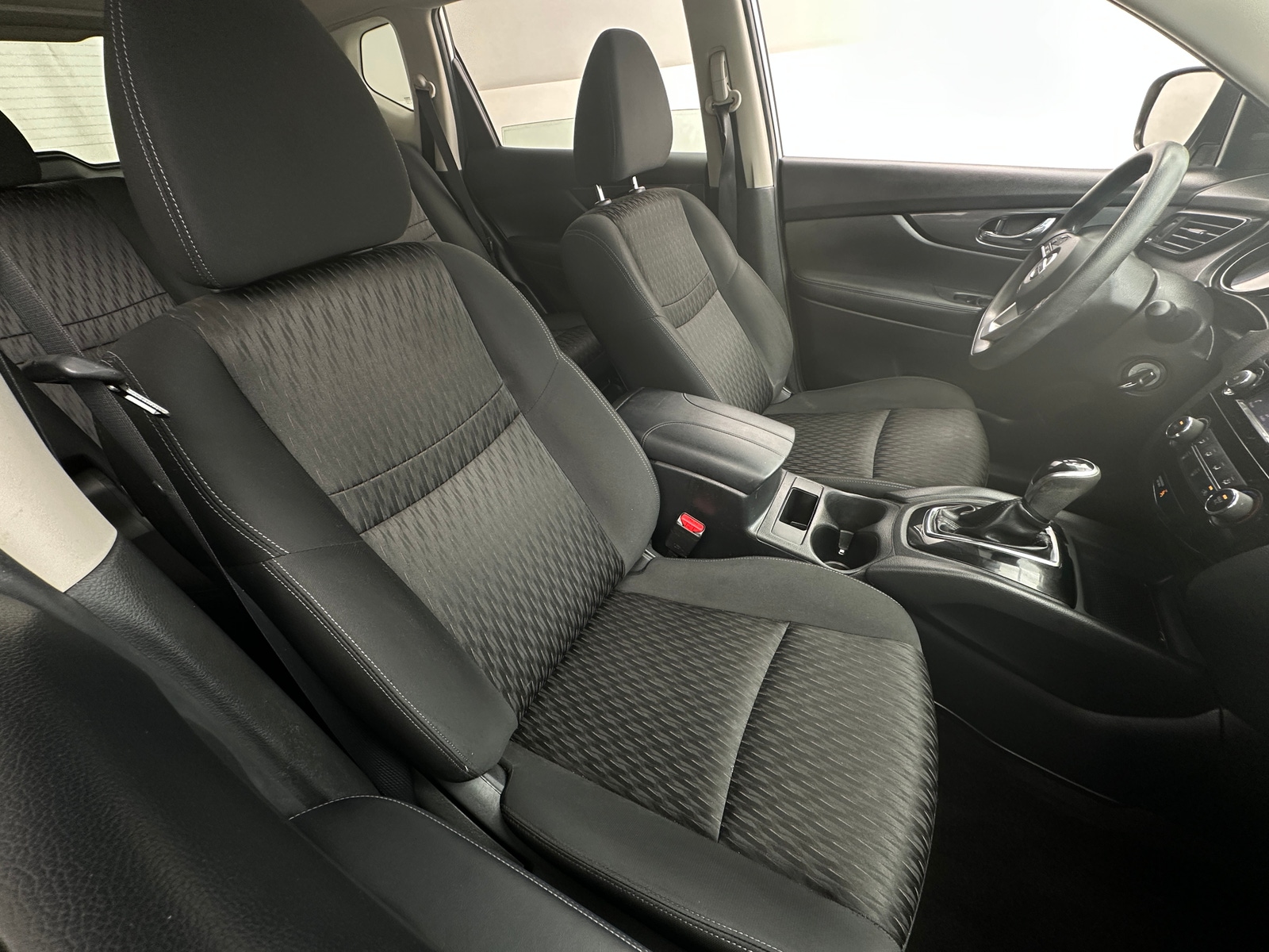 Thumbnail: 2018 Nissan Rogue - 2
