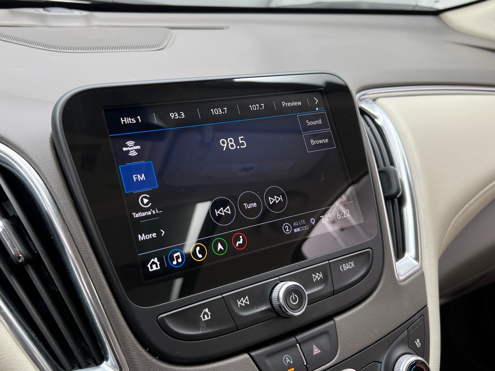 Thumbnail: 2024 Chevrolet Malibu - 3