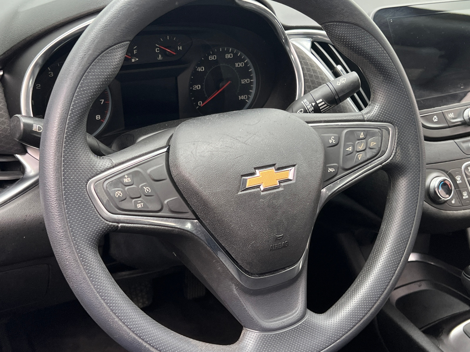 Thumbnail: 2020 Chevrolet Malibu - 5