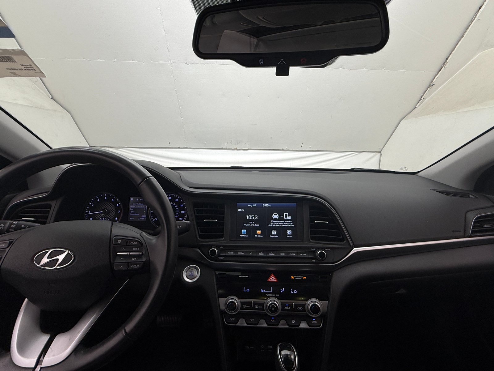 Thumbnail: 2020 Hyundai Elantra - 3