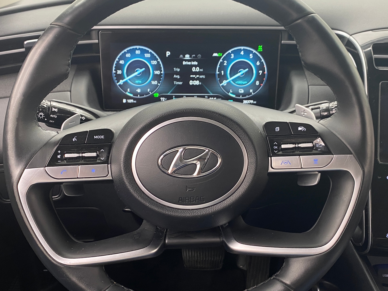 Thumbnail: 2022 Hyundai Tucson - 4