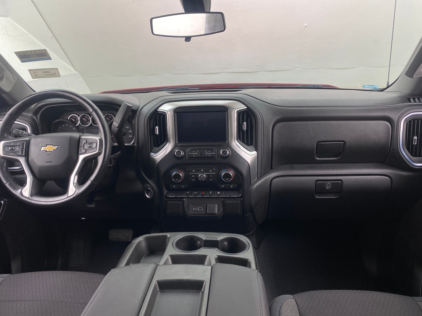 Thumbnail: 2019 Chevrolet Silverado 1500 - 3