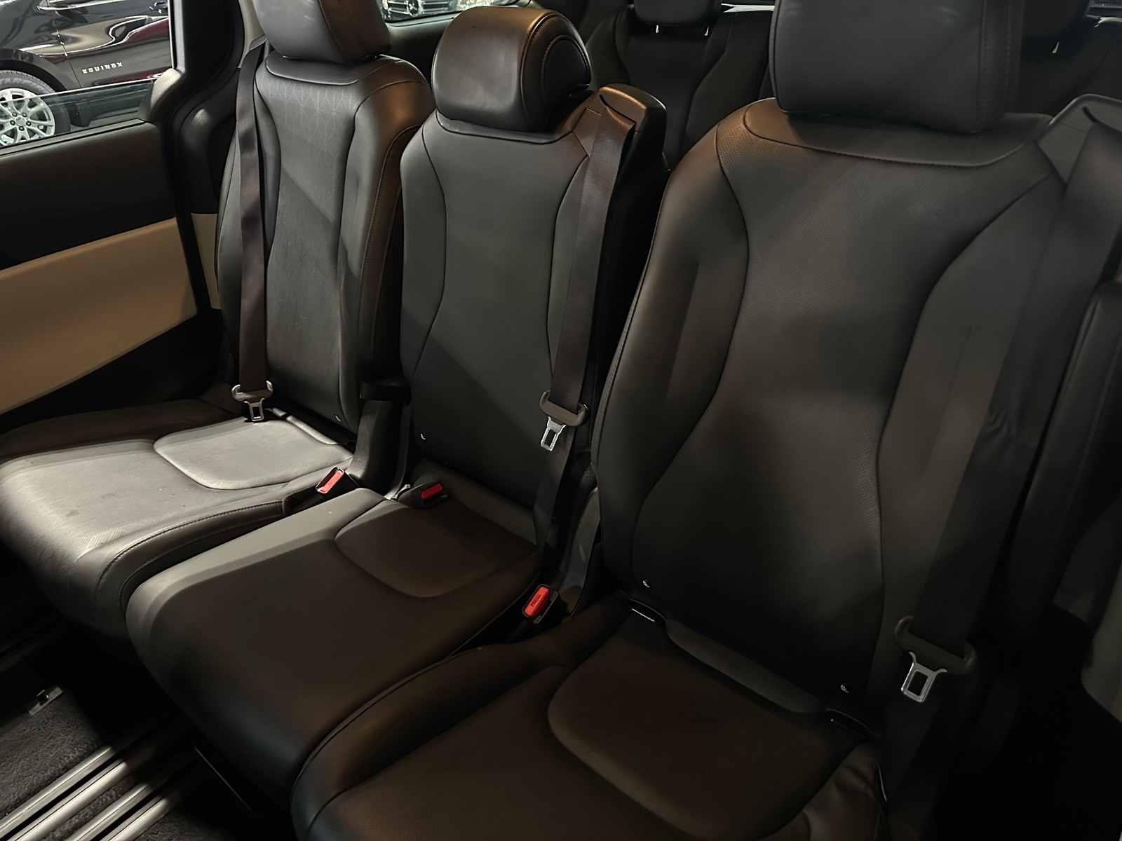 Thumbnail: 2023 Kia Carnival - 5