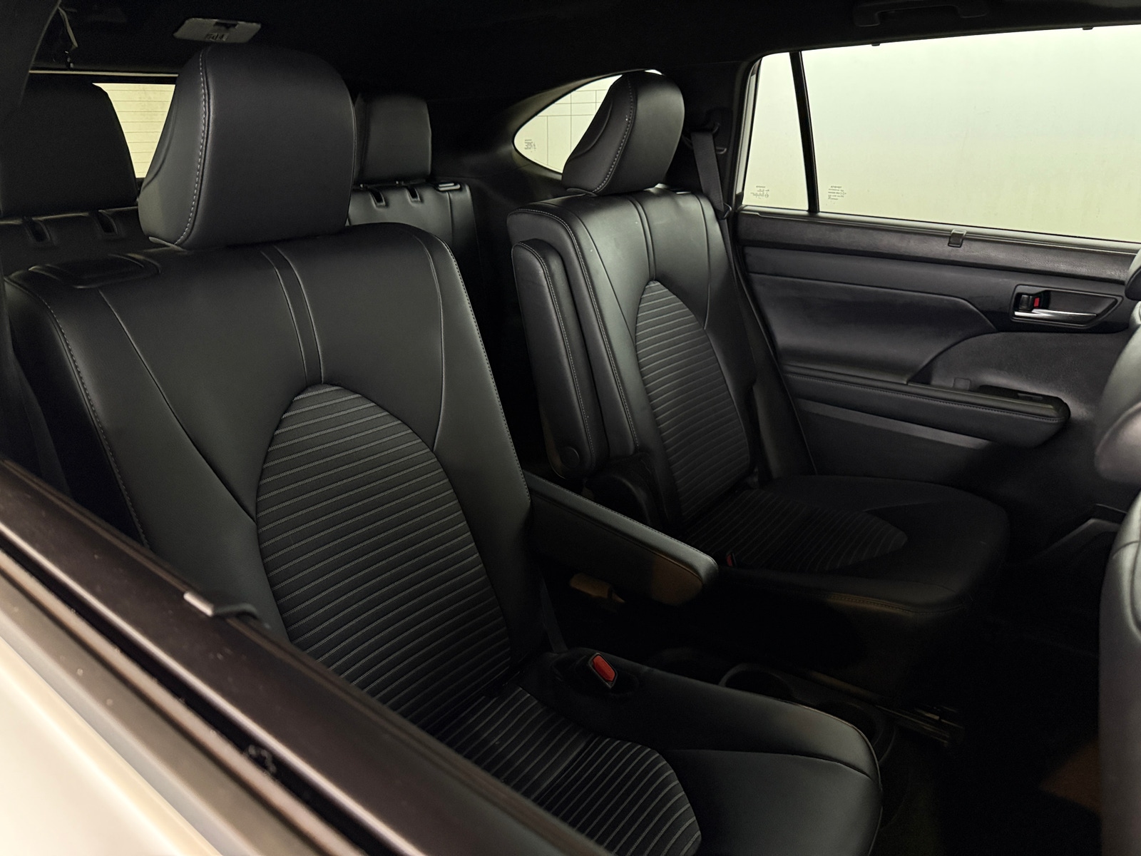 Thumbnail: 2024 Toyota Highlander - 5