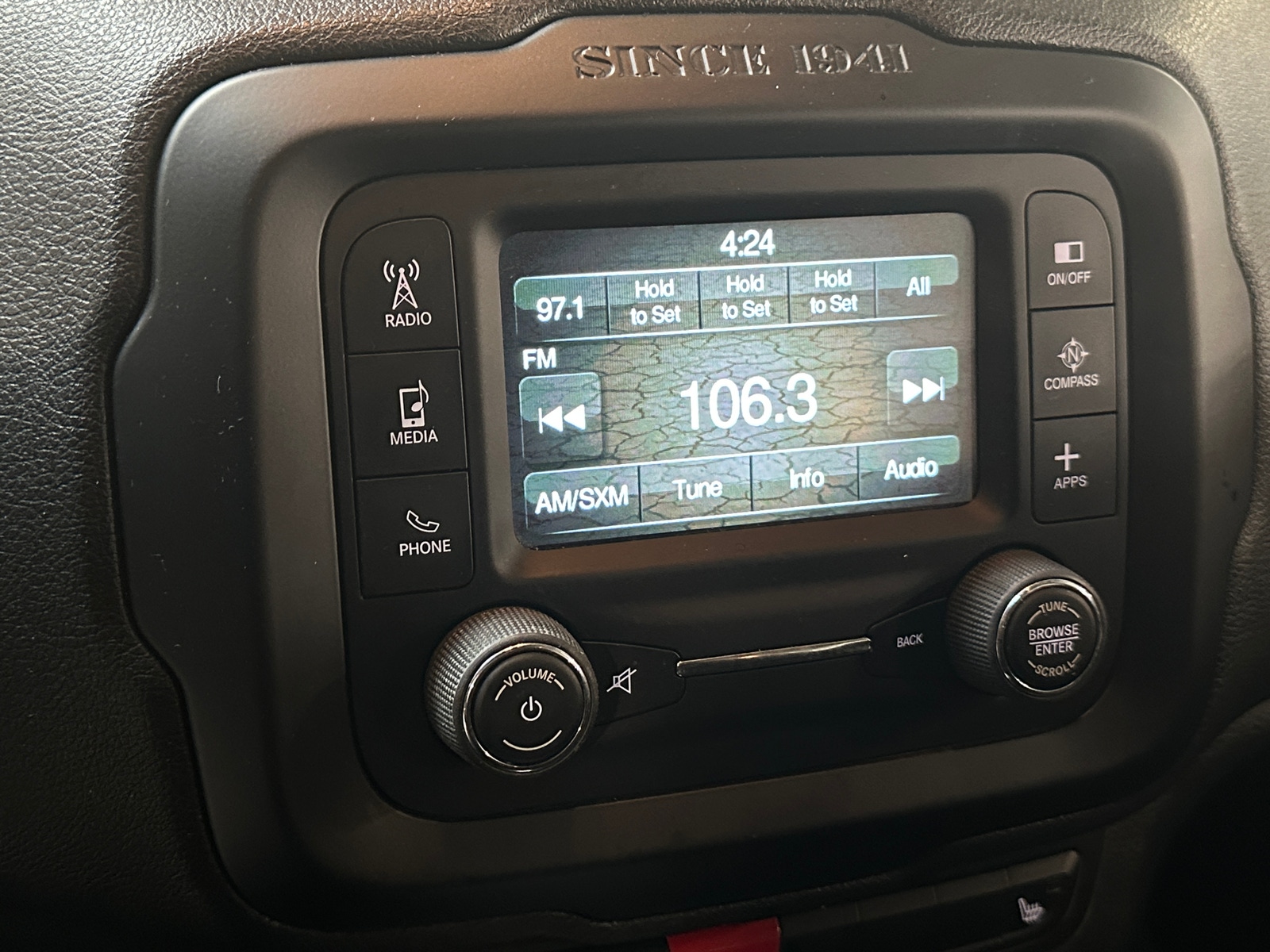Thumbnail: 2017 Jeep Renegade - 4