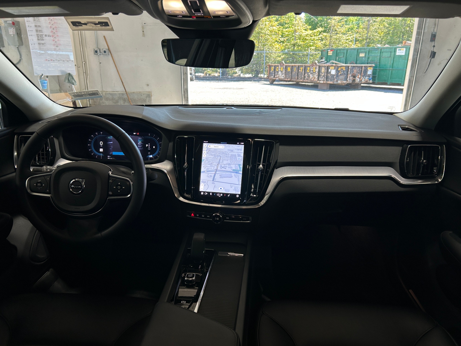Thumbnail: 2025 Volvo S60 - 2