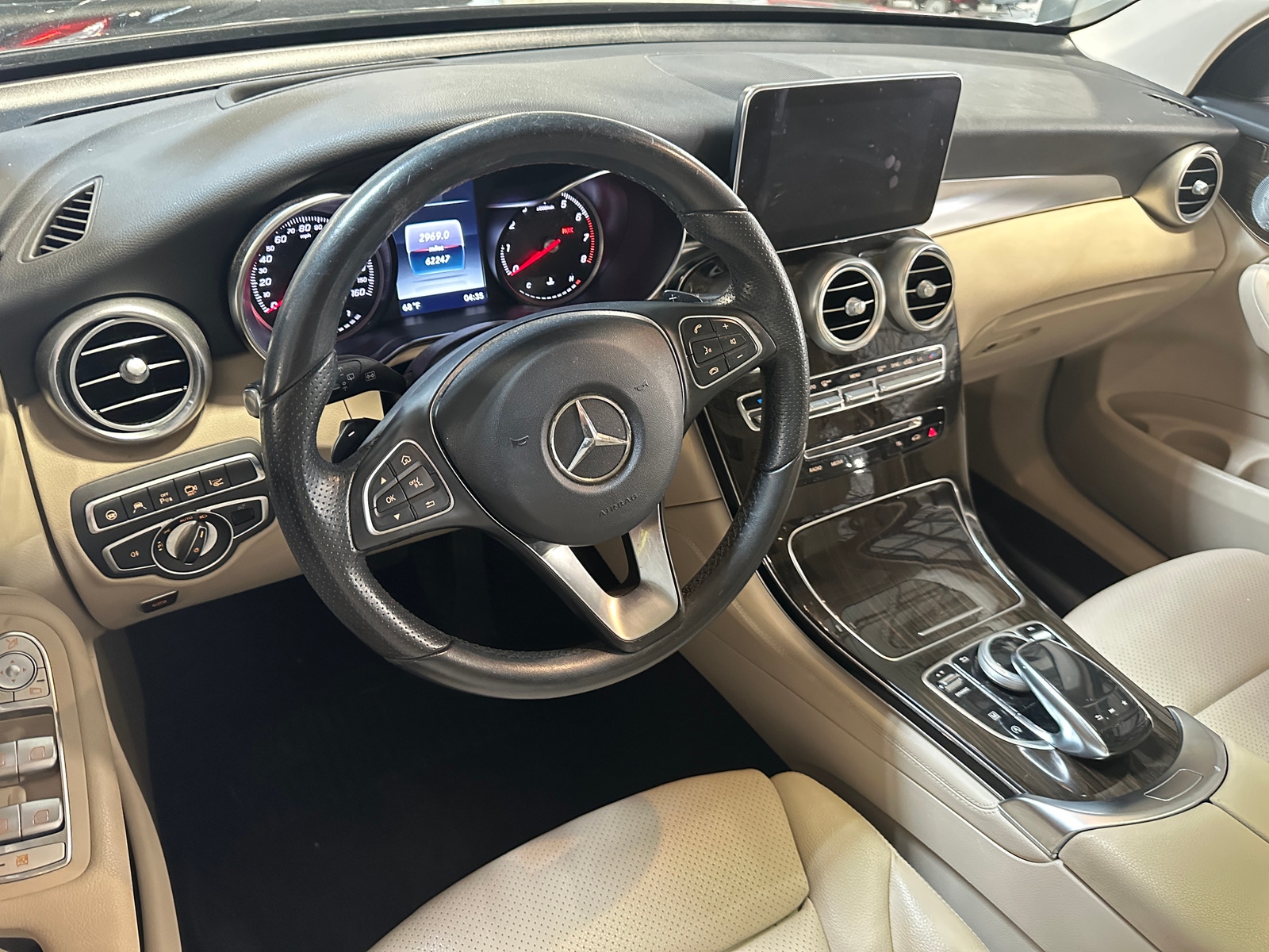 Thumbnail: 2018 Mercedes-Benz GLC - 3
