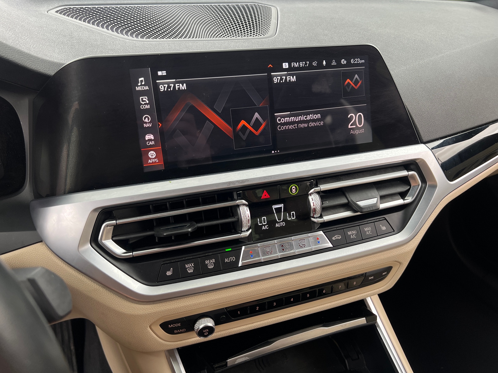 Thumbnail: 2019 BMW 3 Series - 3