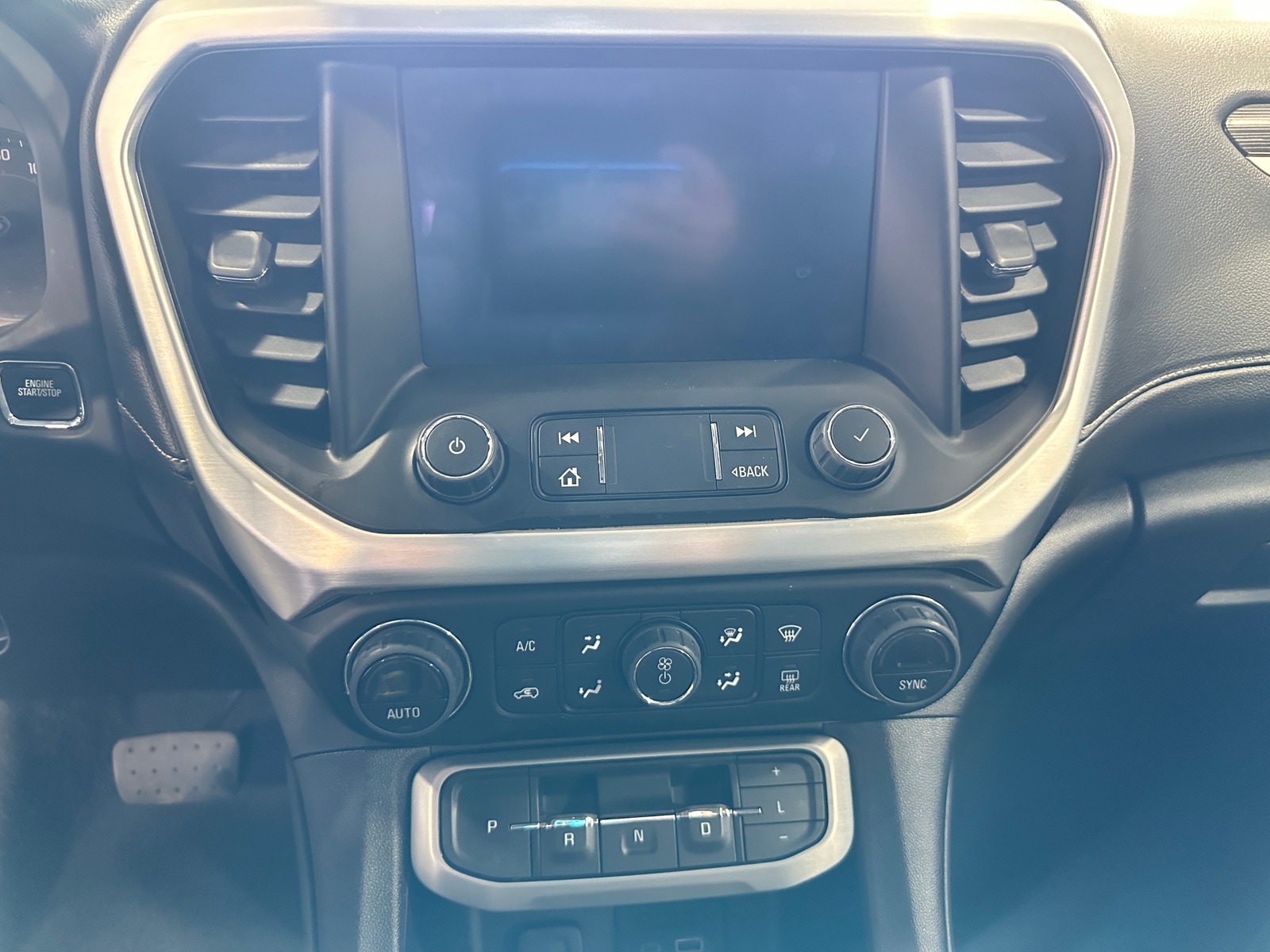 Thumbnail: 2023 GMC Acadia - 3
