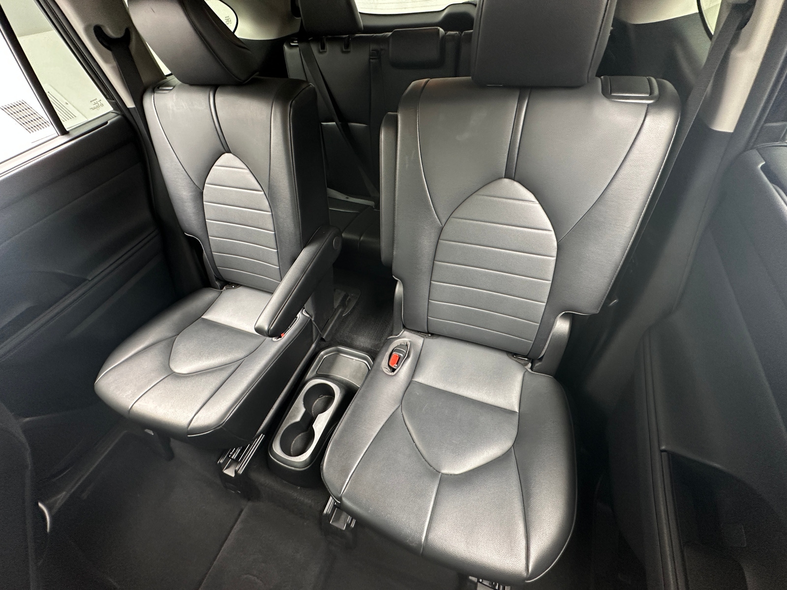 Thumbnail: 2021 Toyota Highlander - 5