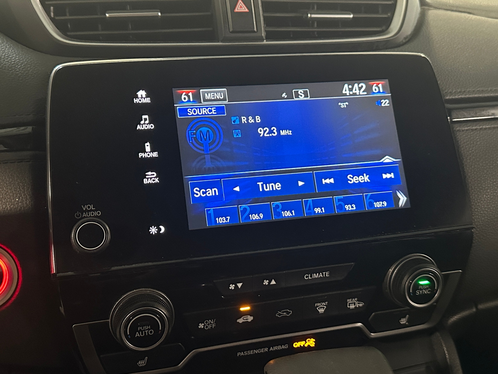 Thumbnail: 2017 Honda CR-V - 4