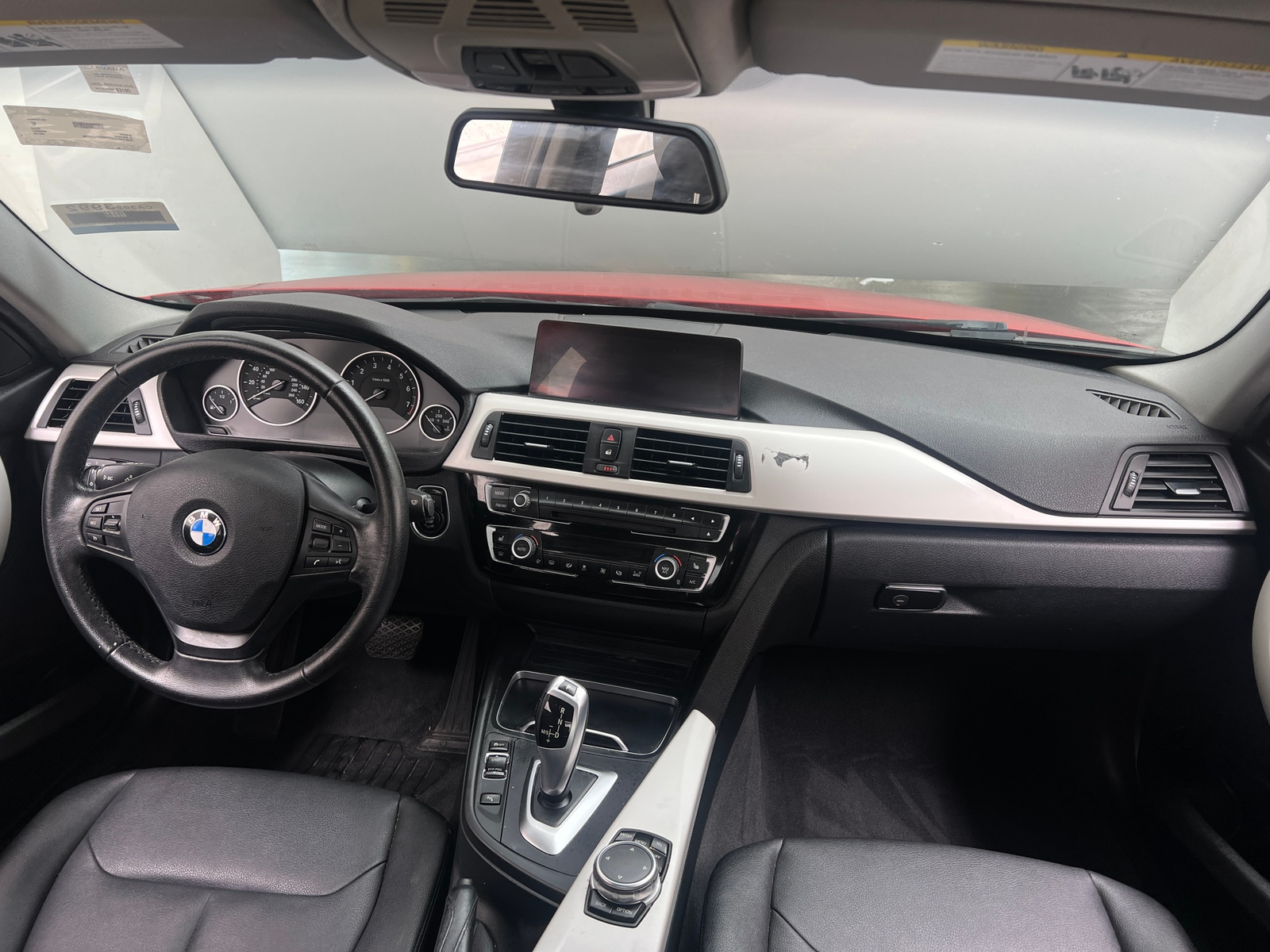 Thumbnail: 2016 BMW 3 Series - 2