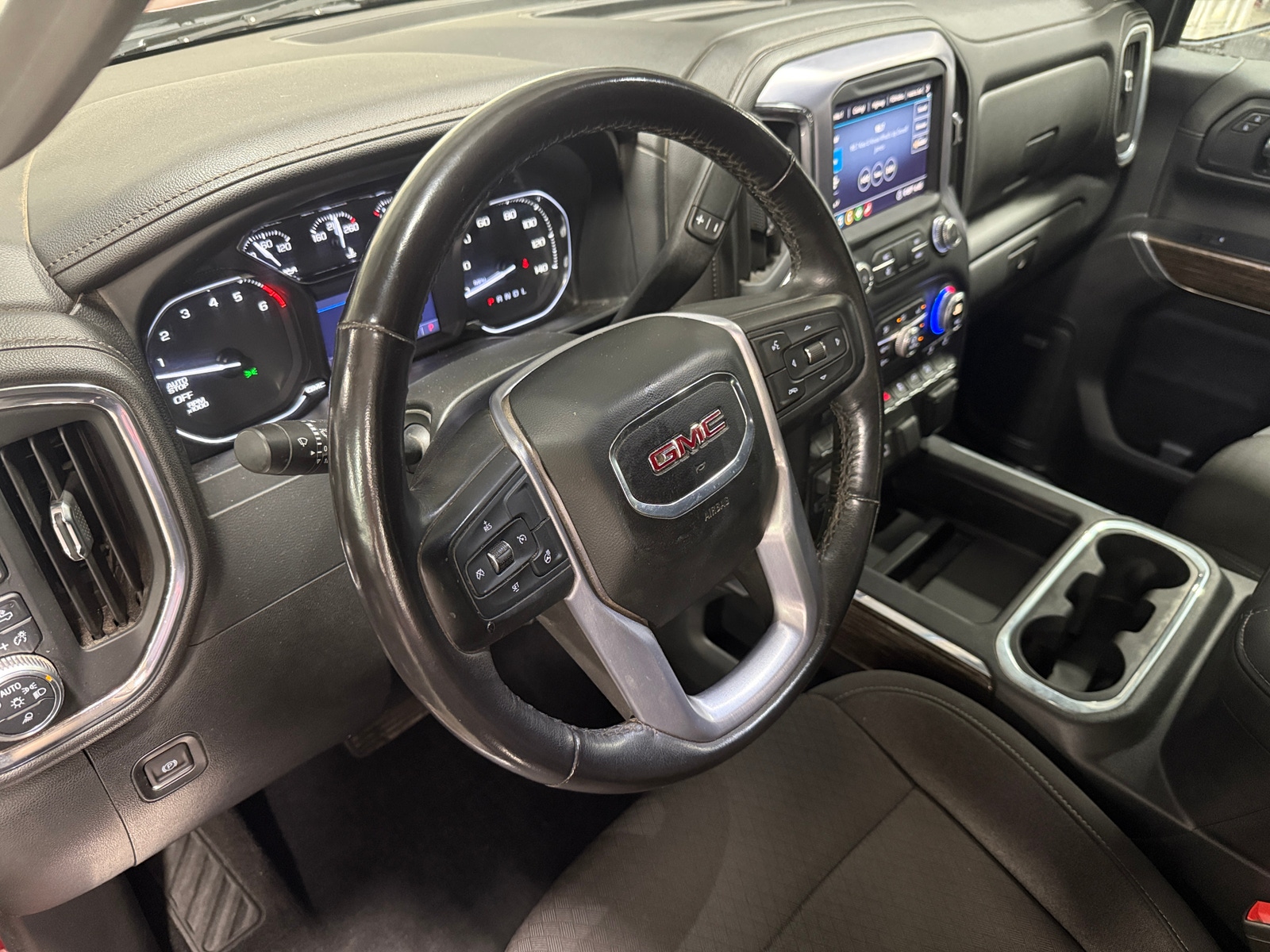 Thumbnail: 2020 GMC Sierra 1500 - 3