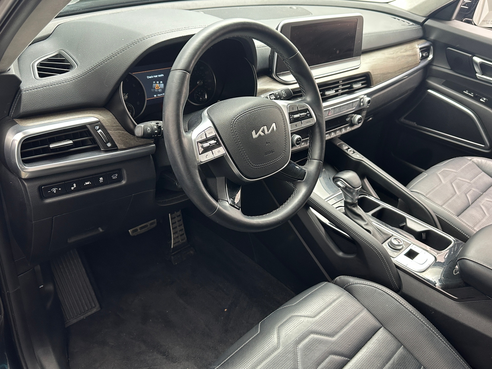 Thumbnail: 2022 Kia Telluride - 2