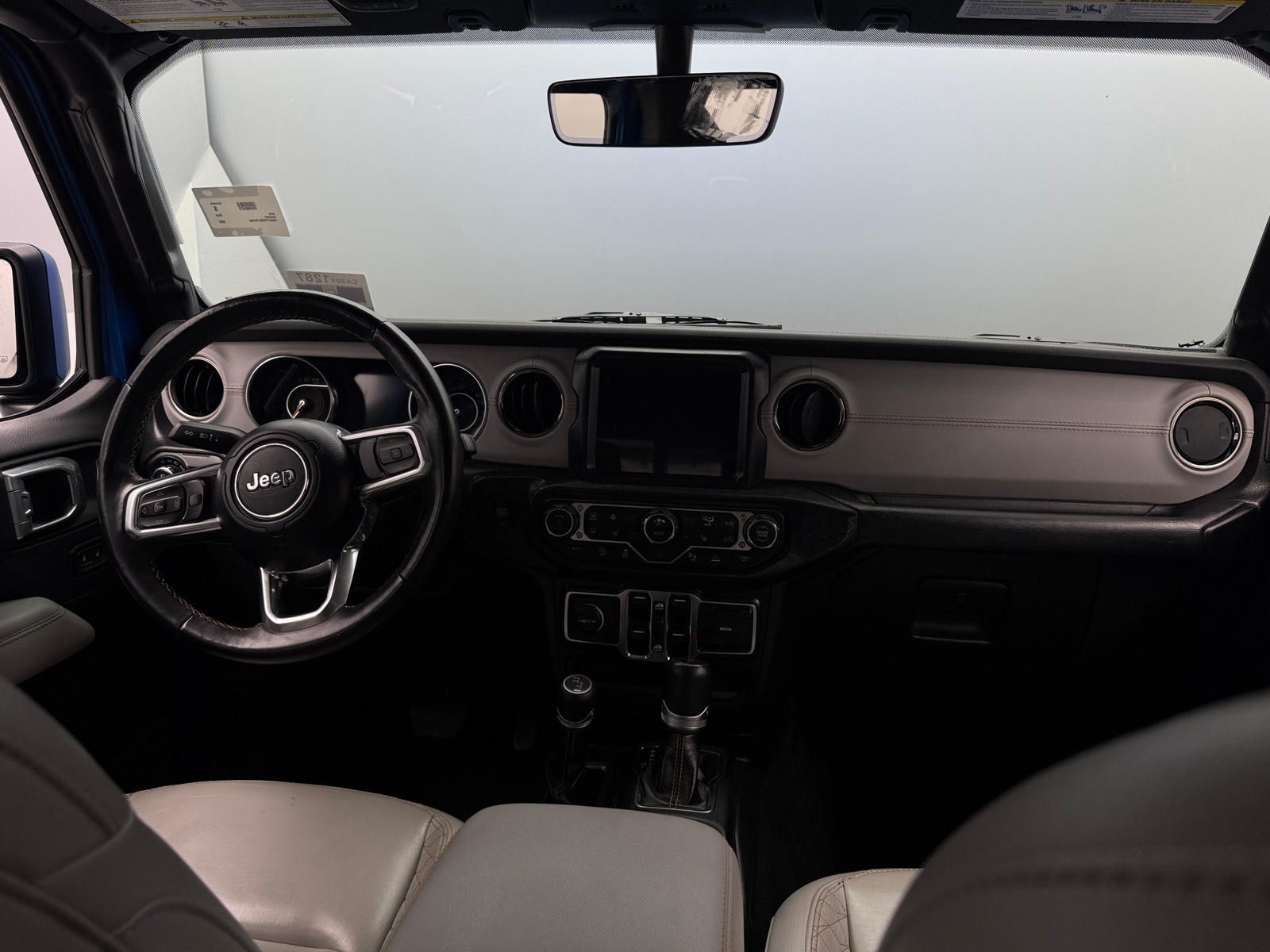 Thumbnail: 2022 Jeep Gladiator - 3
