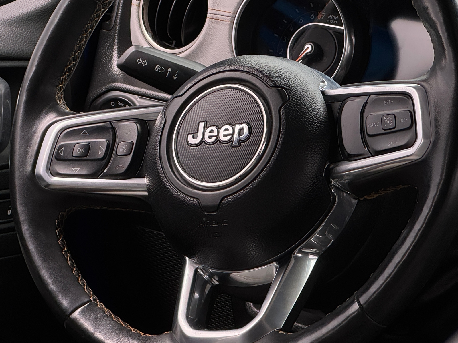 Thumbnail: 2022 Jeep Gladiator - 5