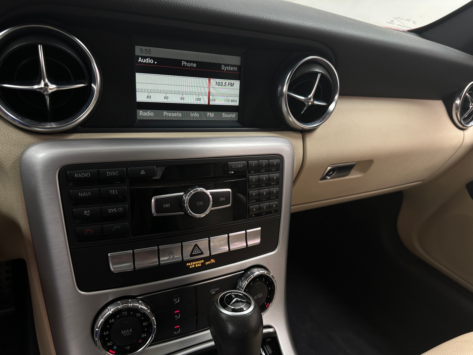 Thumbnail: 2013 Mercedes-Benz SLK - 3