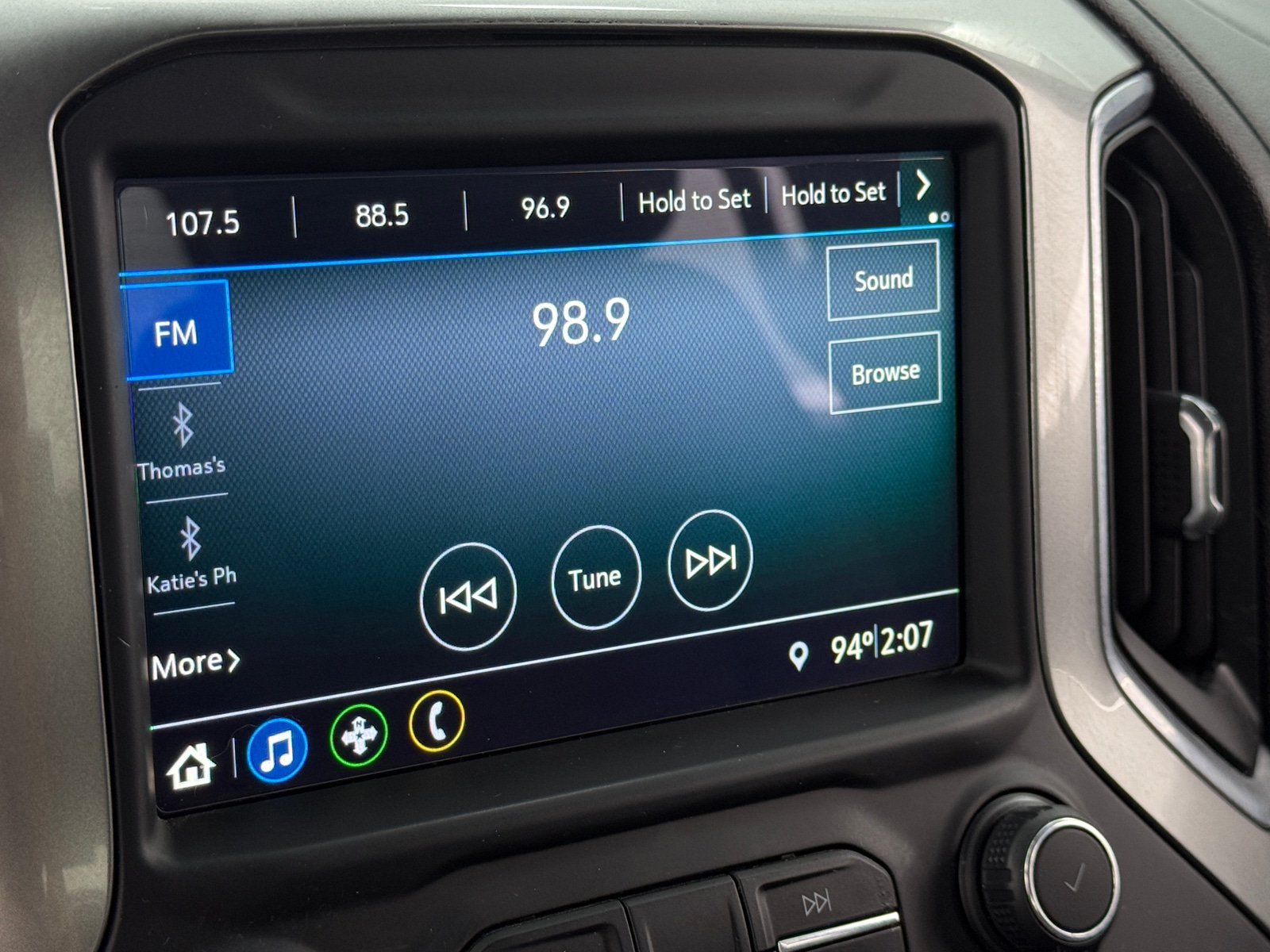 Thumbnail: 2019 Chevrolet Silverado 1500 - 4