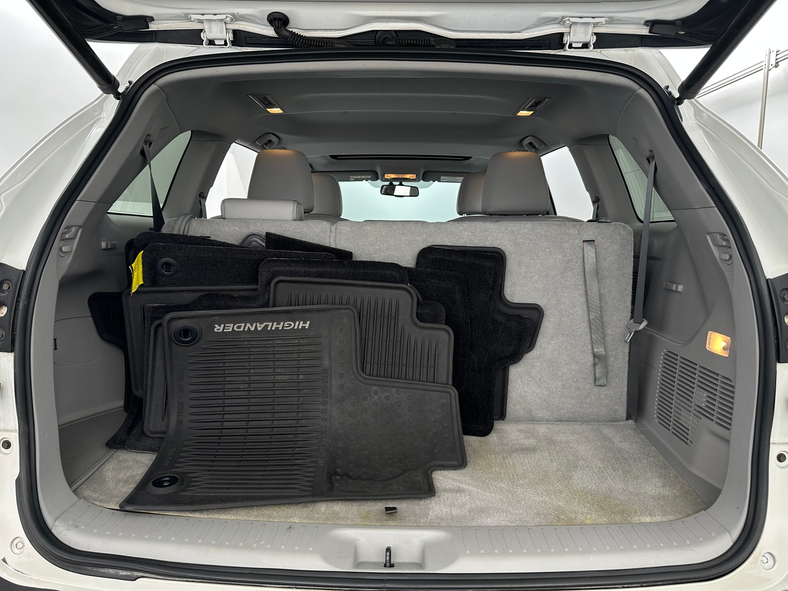 Thumbnail: 2016 Toyota Highlander - 6