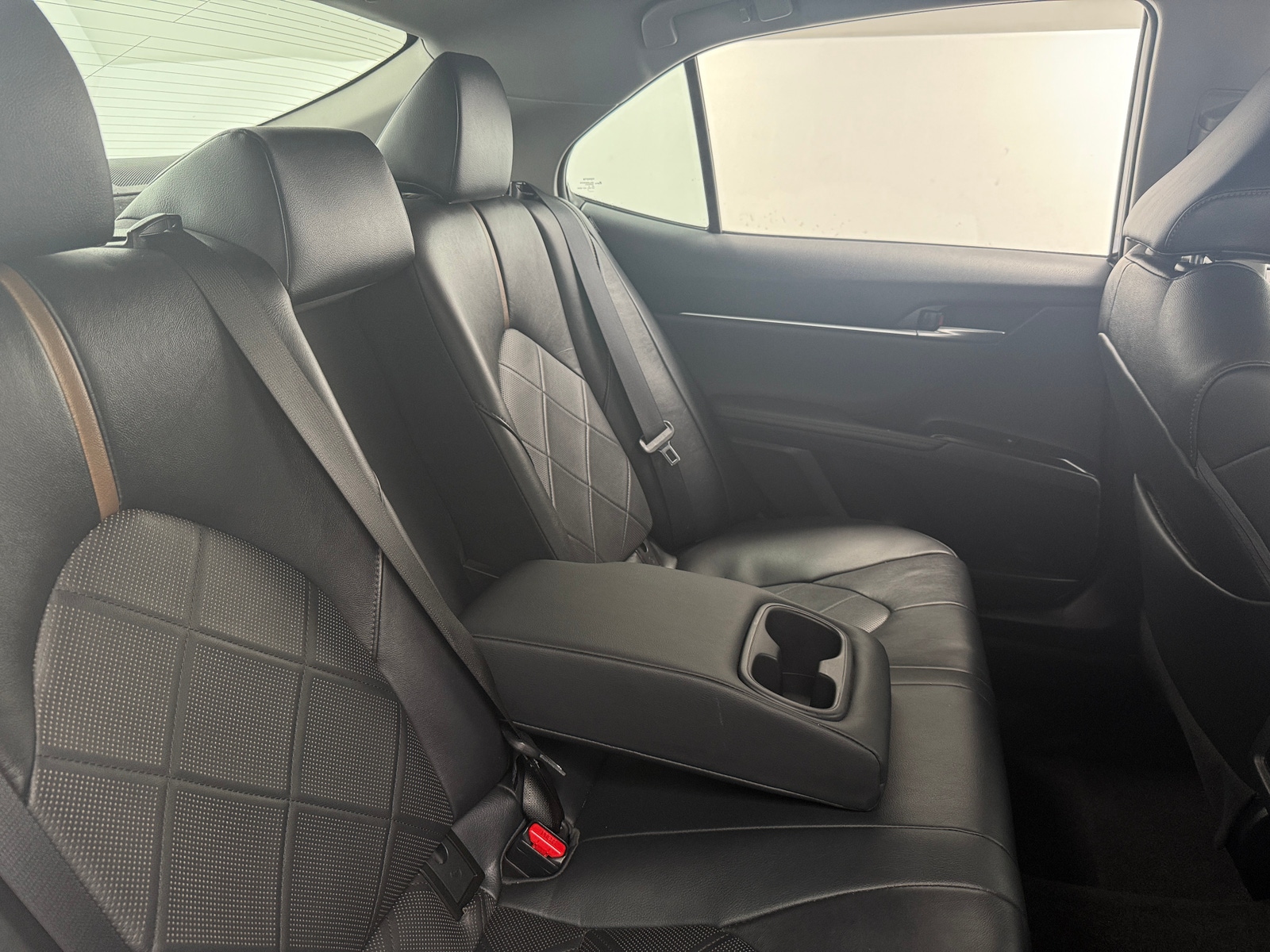 Thumbnail: 2019 Toyota Camry - 5