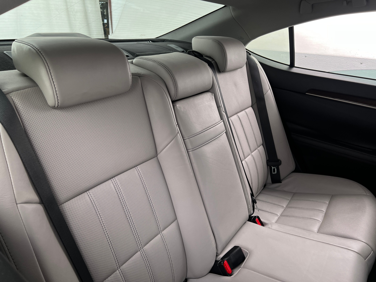 Thumbnail: 2018 Lexus ES - 5