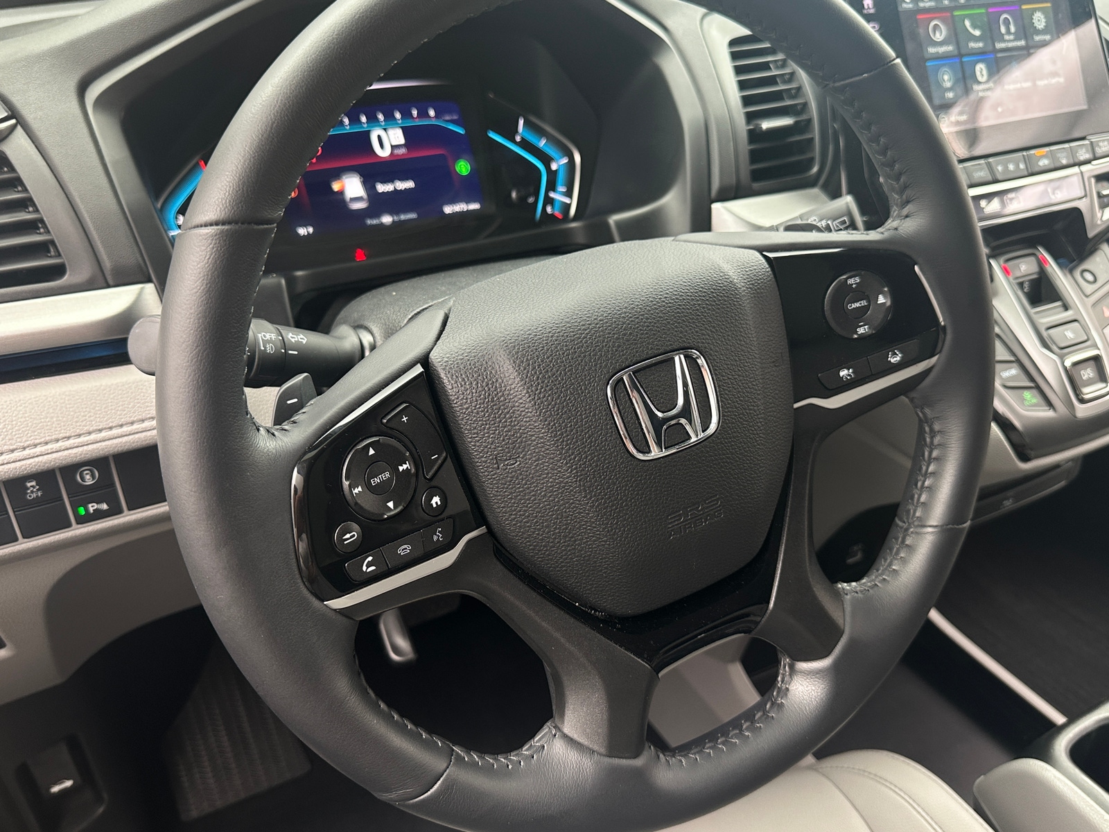 Thumbnail: 2023 Honda Odyssey - 4