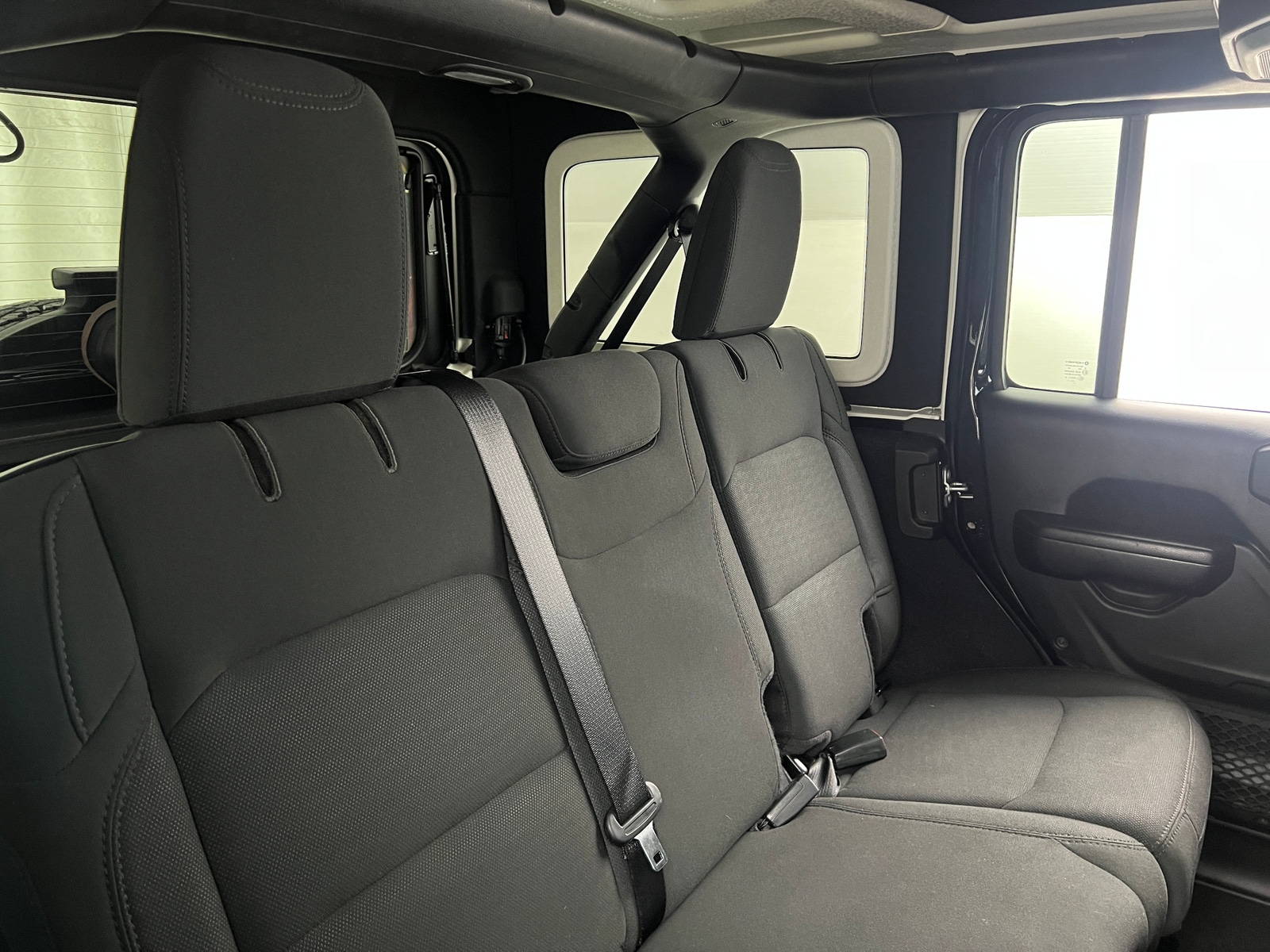 Thumbnail: 2020 Jeep Wrangler - 6