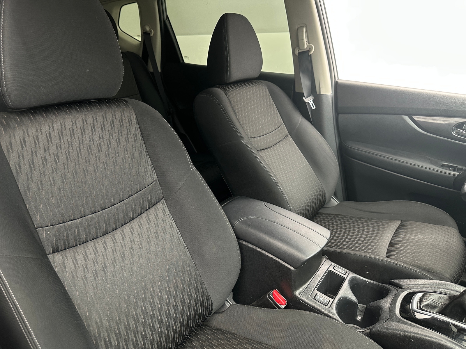 Thumbnail: 2018 Nissan Rogue - 2