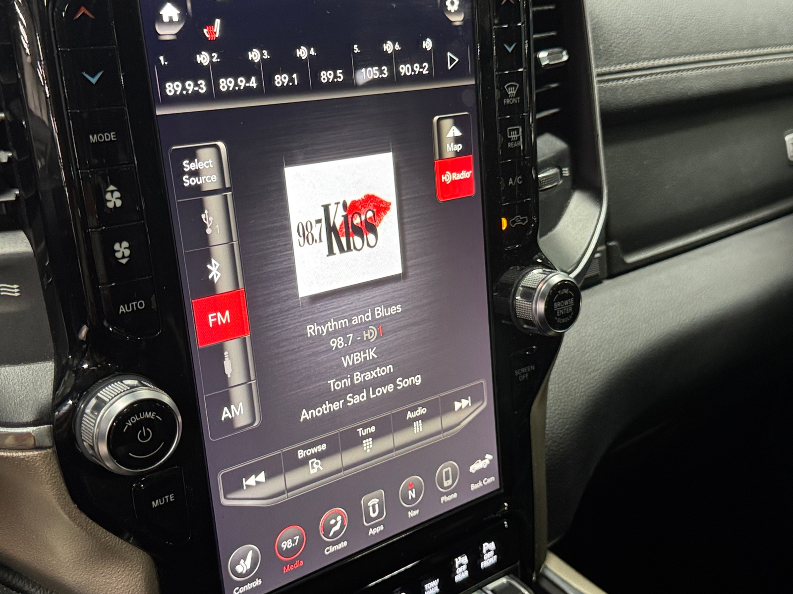 Thumbnail: 2019 RAM 1500 - 3