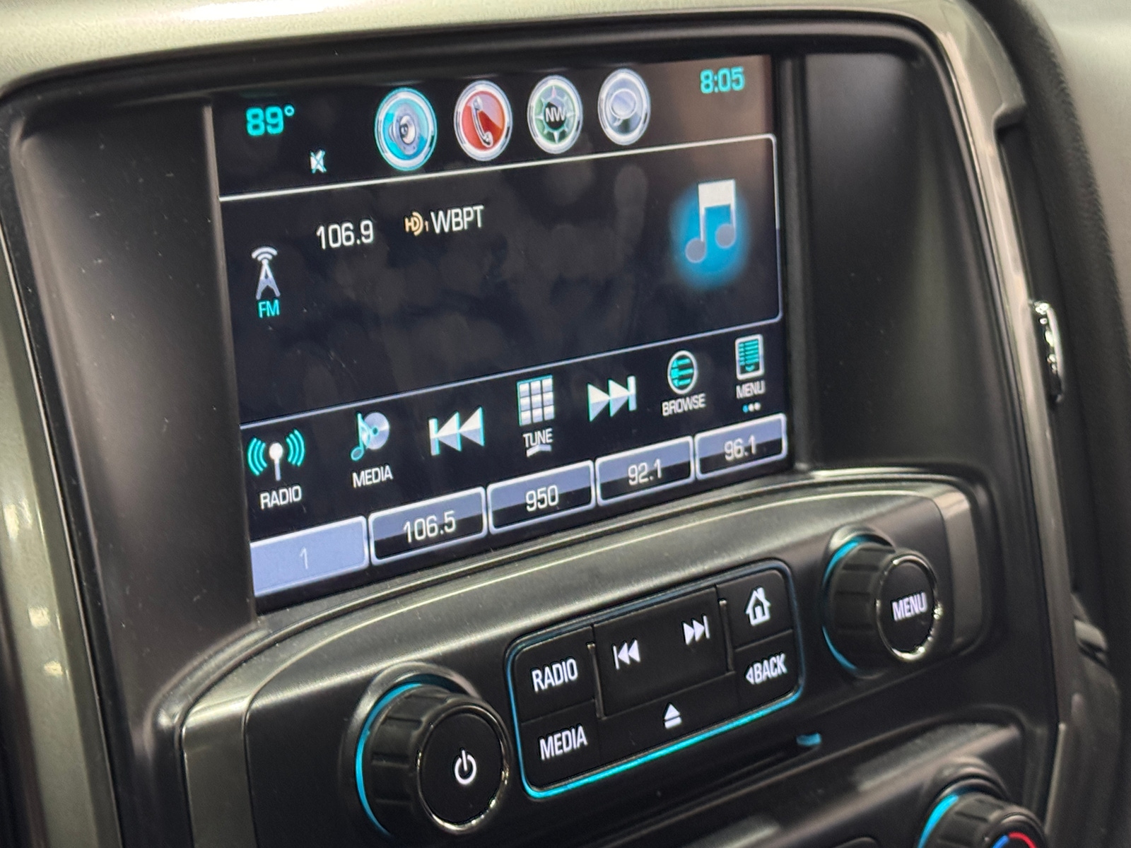Thumbnail: 2019 Chevrolet Silverado 1500 - 4