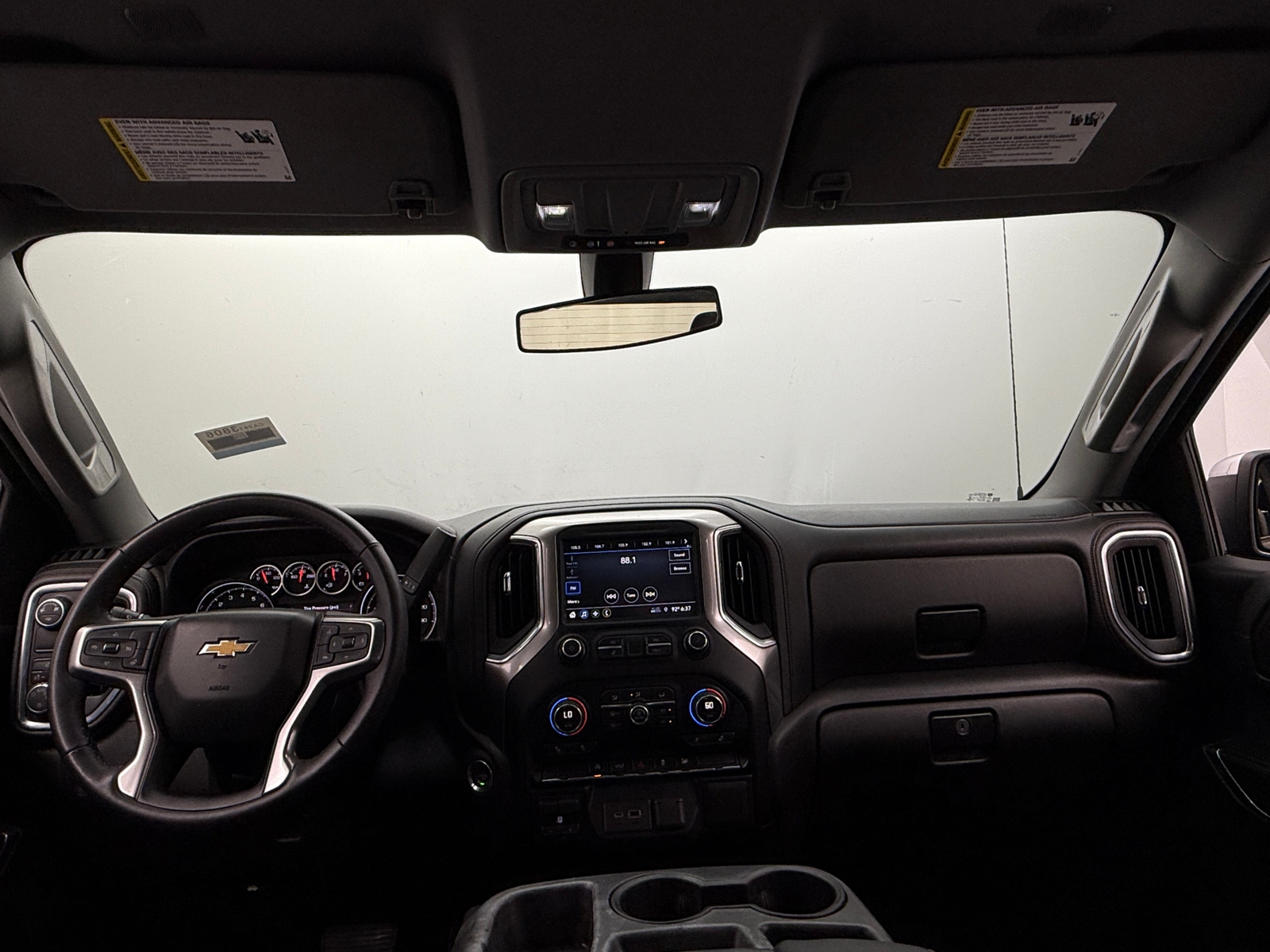 Thumbnail: 2019 Chevrolet Silverado 1500 - 3