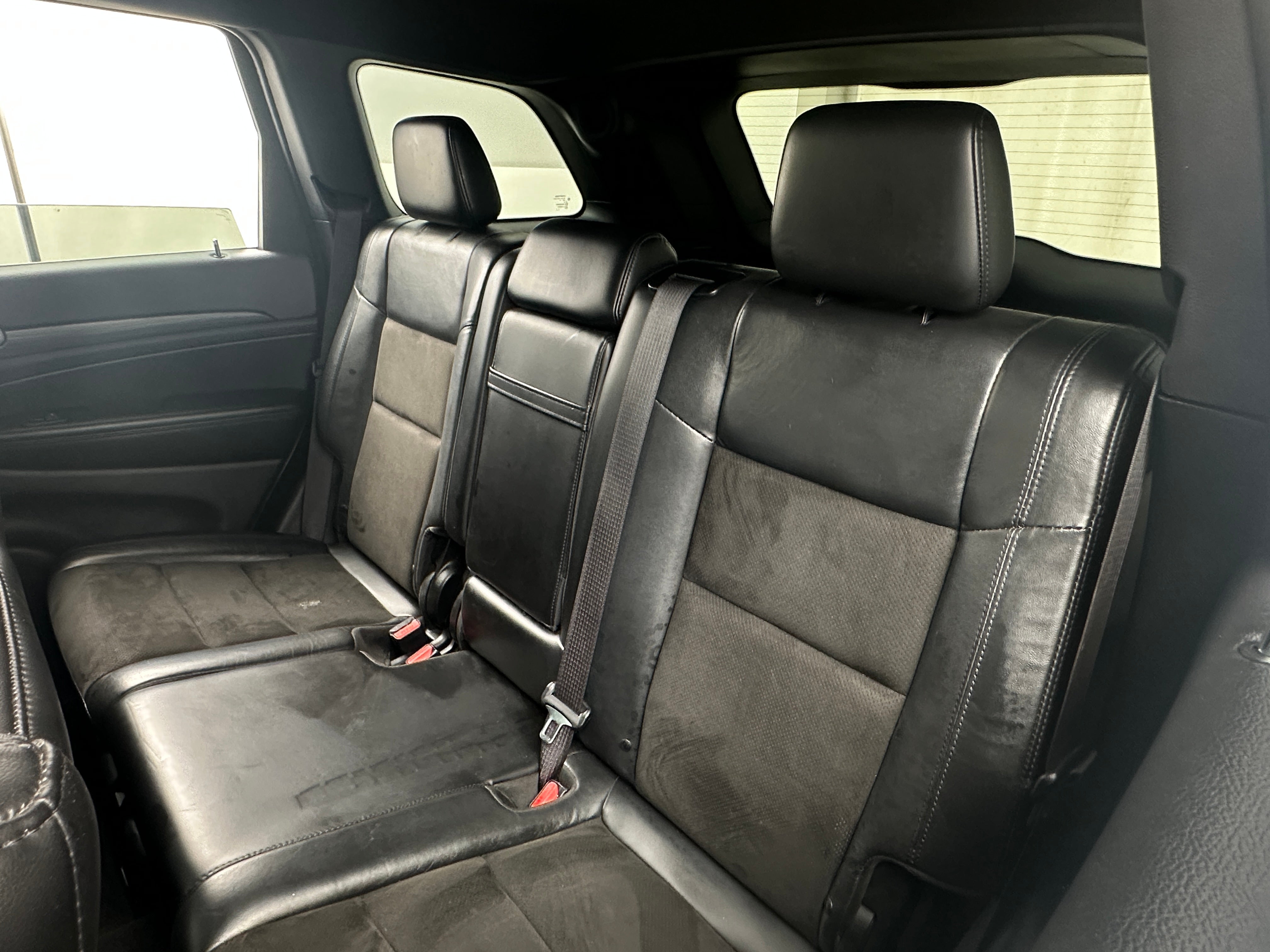 Thumbnail: 2020 Jeep Grand Cherokee - 6