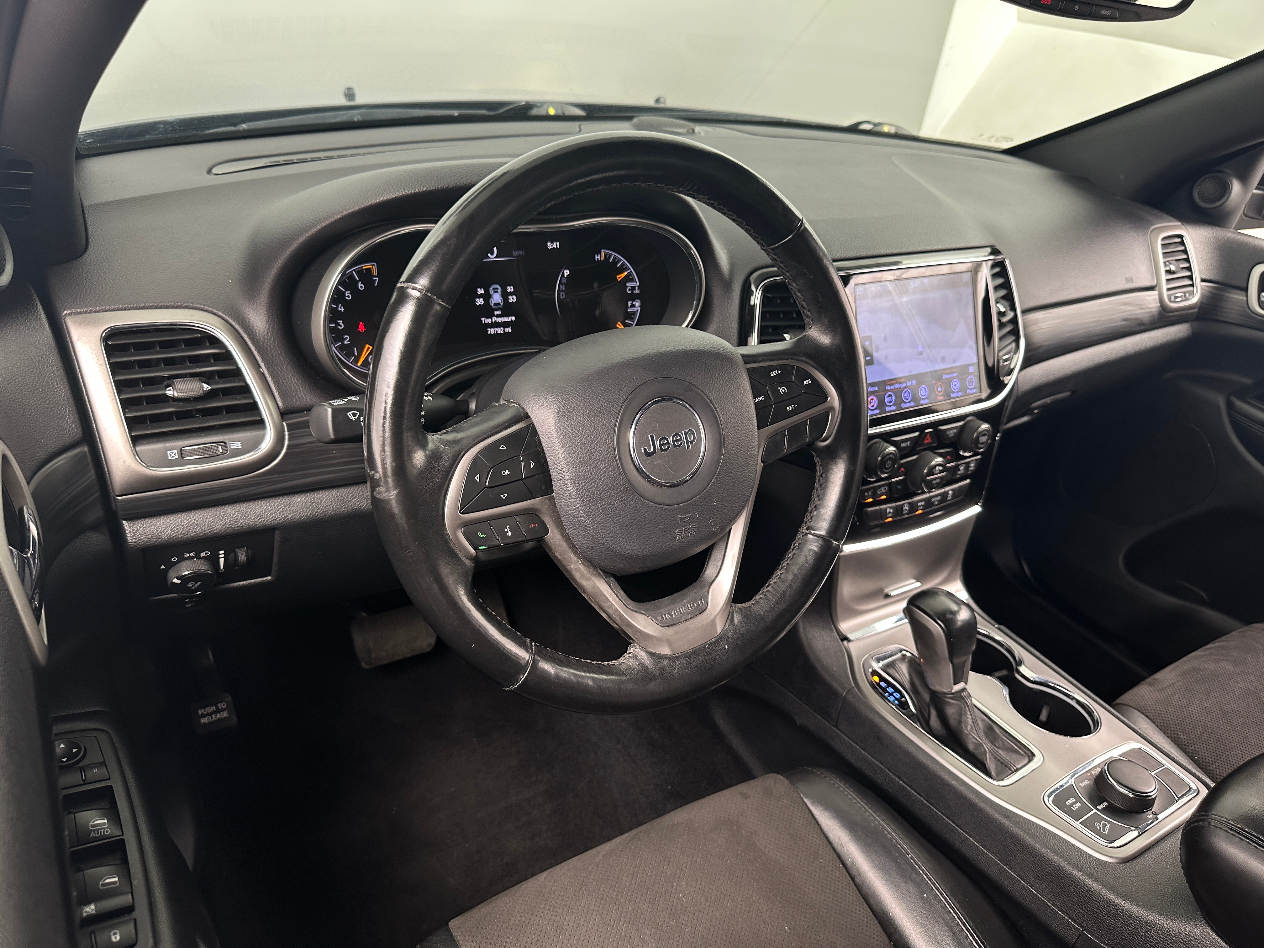 Thumbnail: 2020 Jeep Grand Cherokee - 3