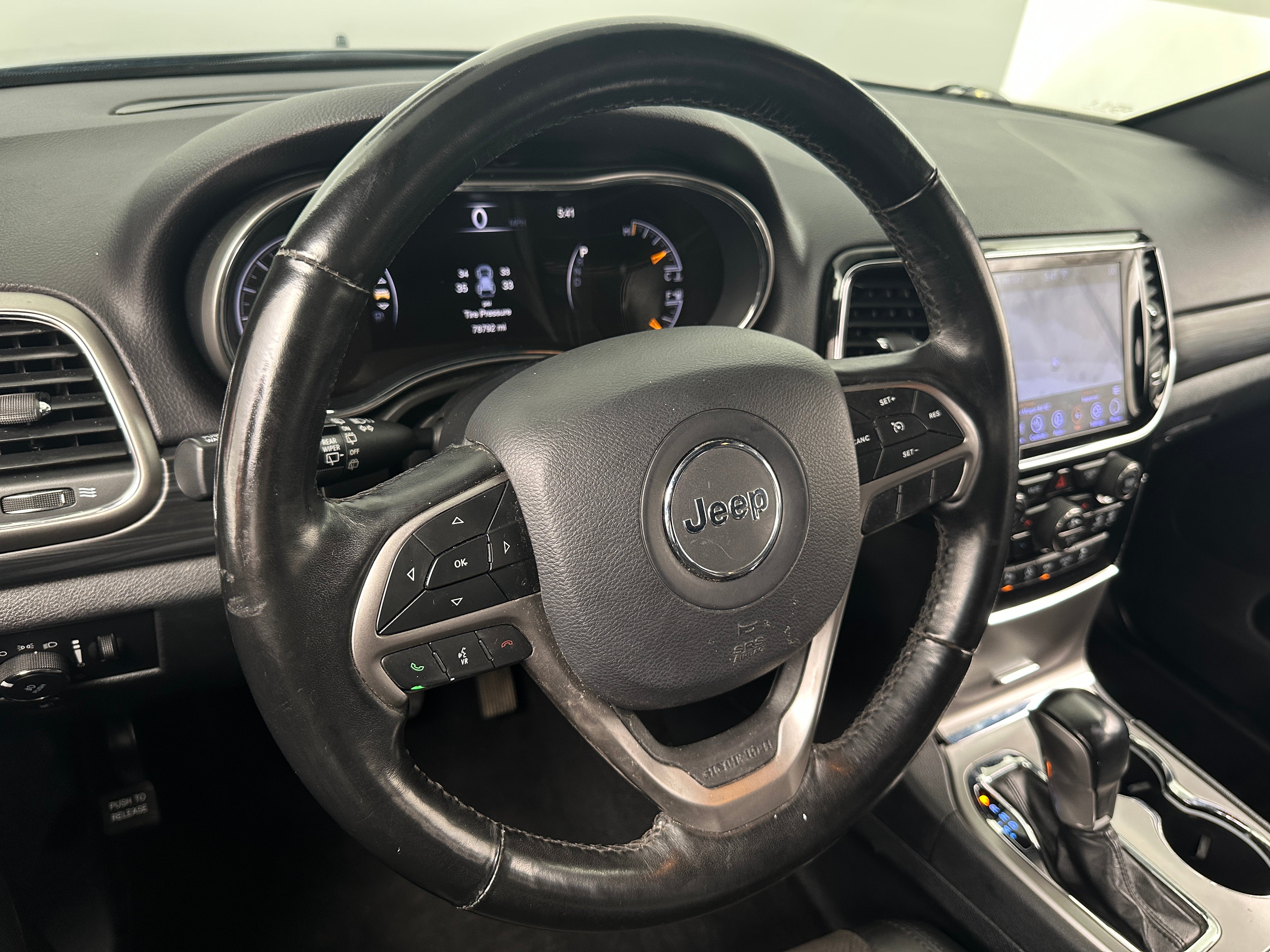 Thumbnail: 2020 Jeep Grand Cherokee - 5