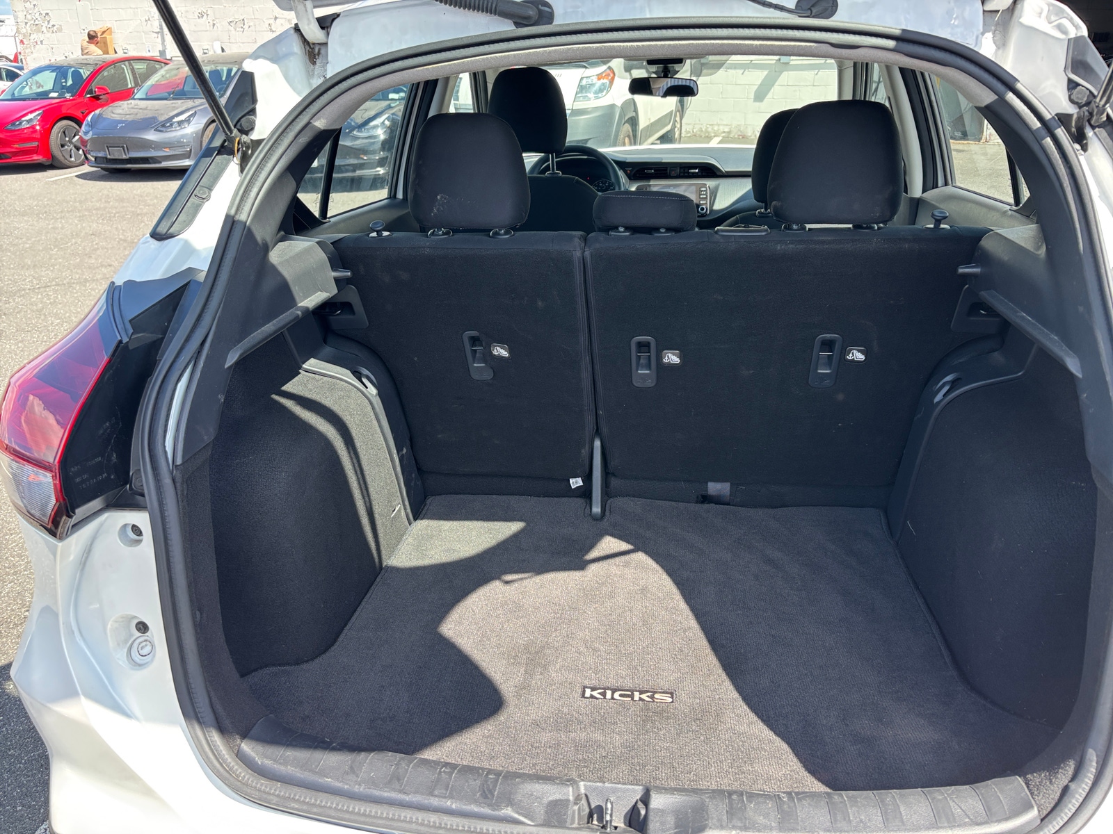 Thumbnail: 2024 Nissan Kicks - 6