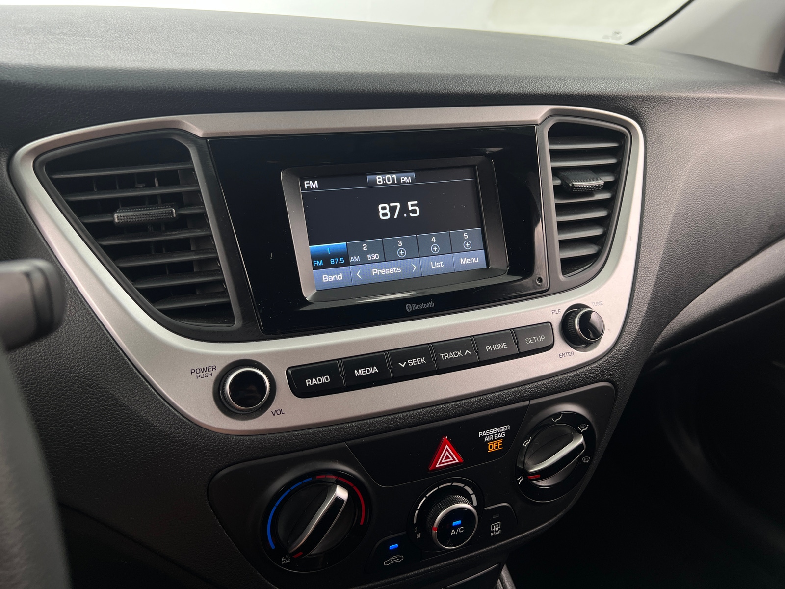 Thumbnail: 2021 Hyundai Accent - 4