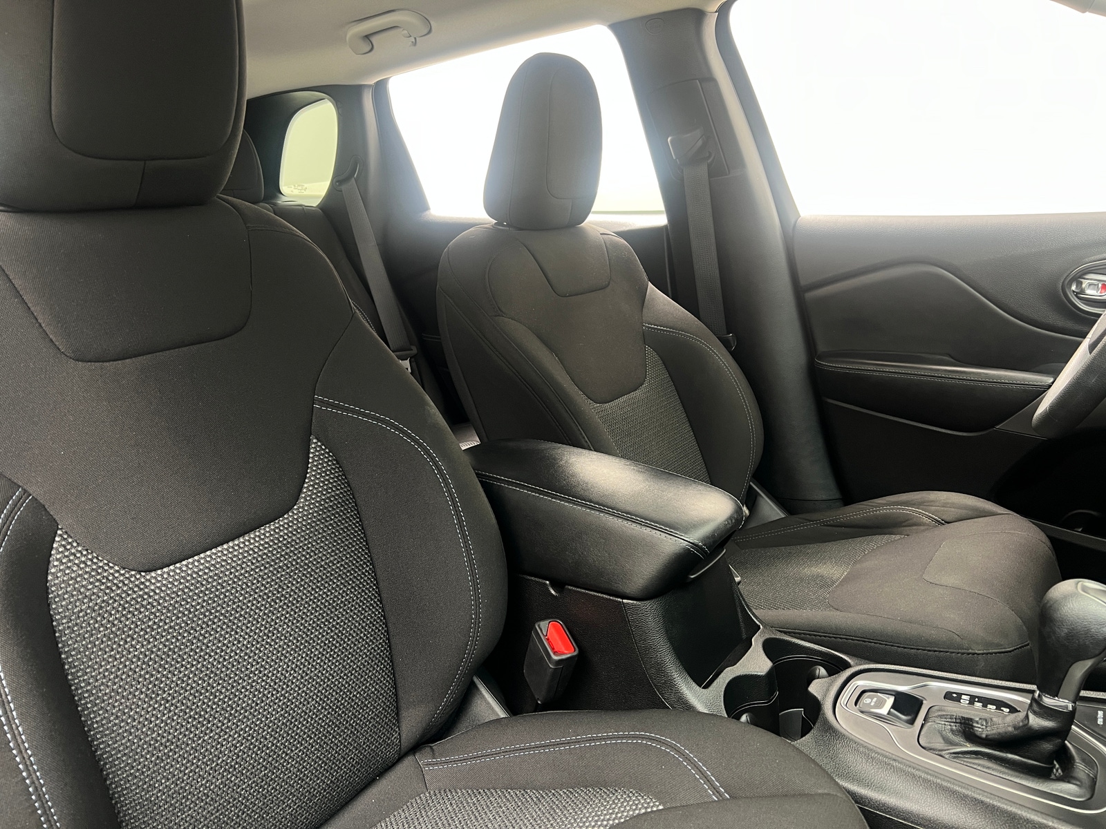 Thumbnail: 2021 Jeep Cherokee - 2