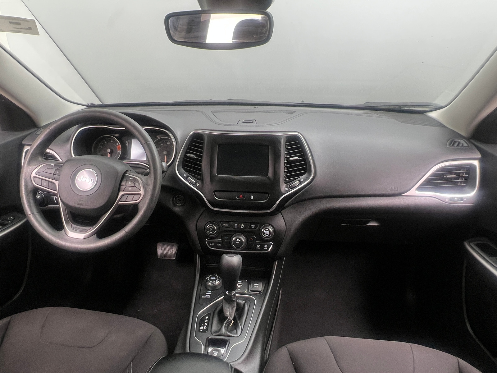 Thumbnail: 2021 Jeep Cherokee - 3