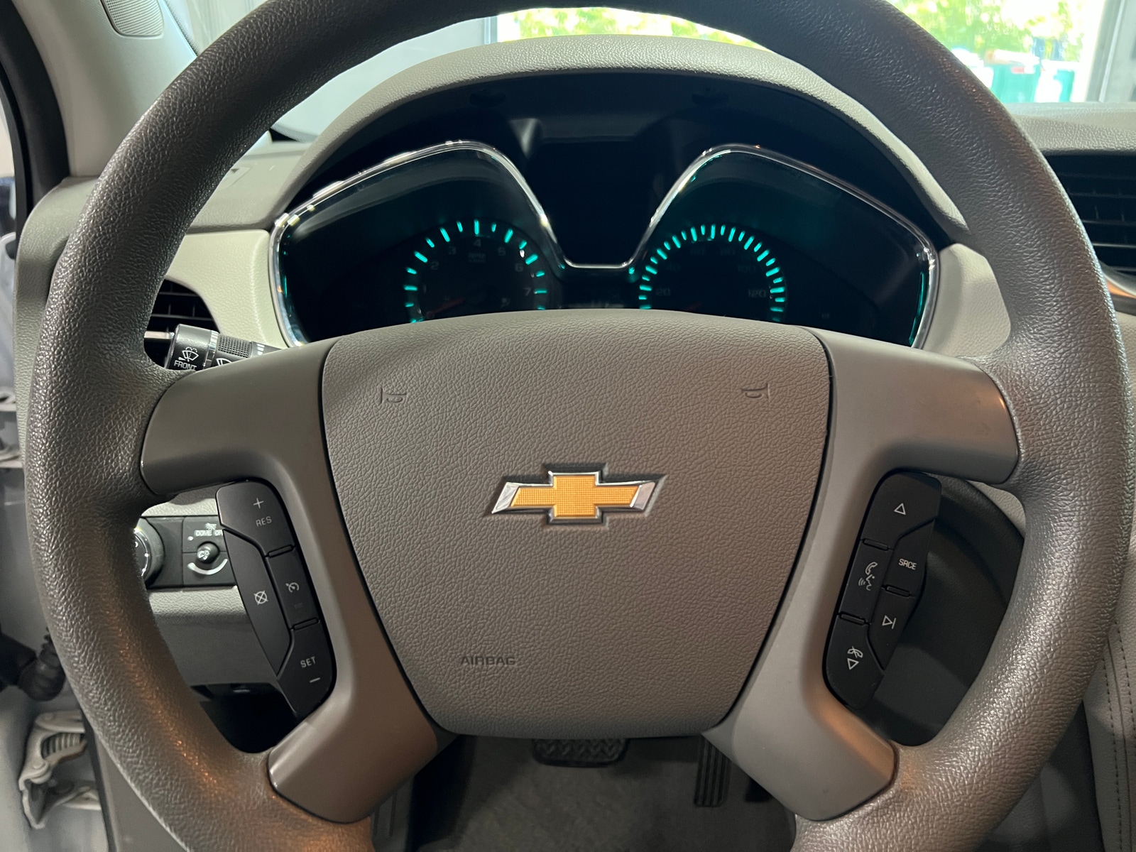 Thumbnail: 2016 Chevrolet Traverse - 5