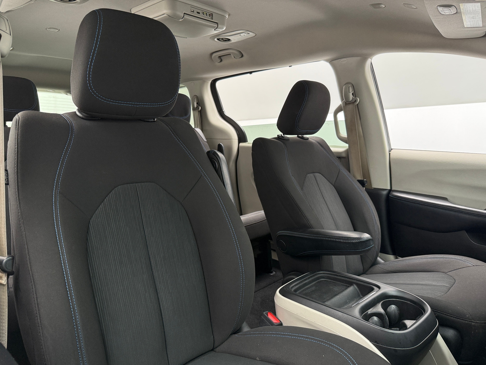 Thumbnail: 2021 Chrysler Pacifica - 2