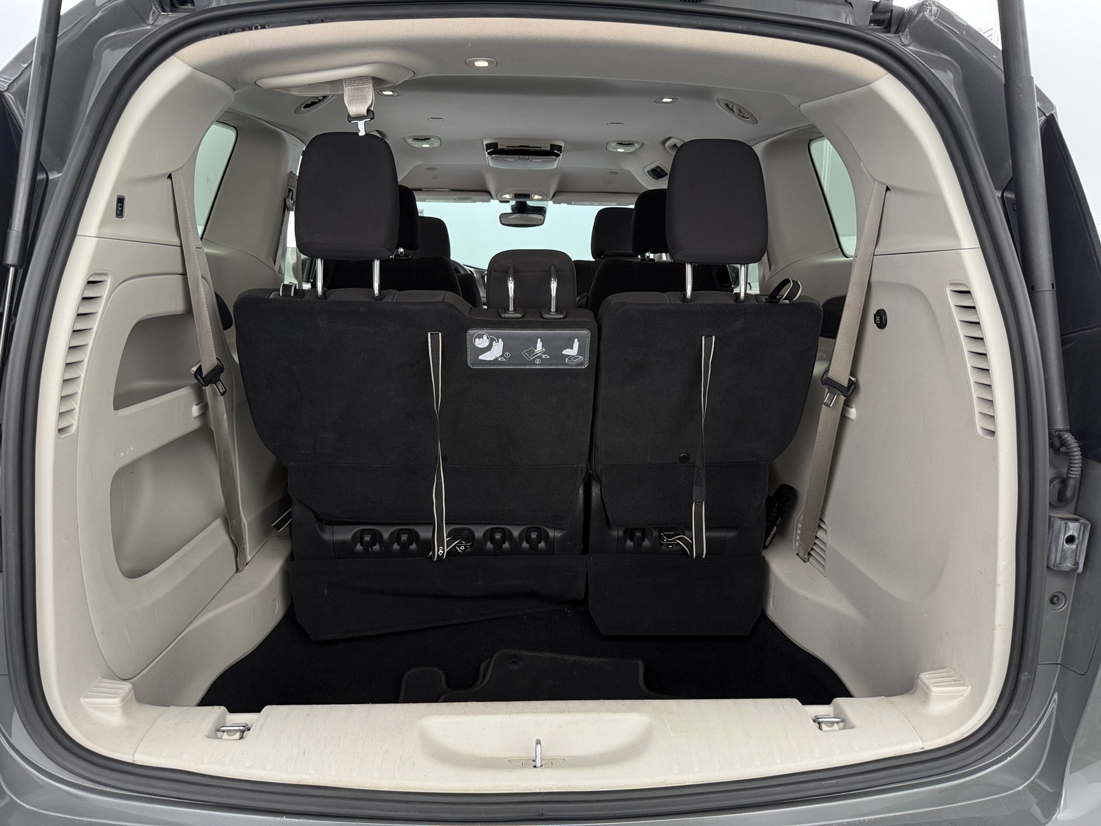 Thumbnail: 2021 Chrysler Pacifica - 7