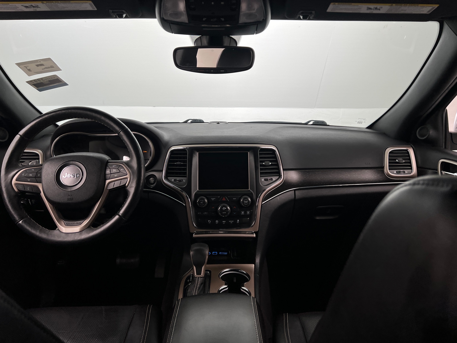 Thumbnail: 2017 Jeep Grand Cherokee - 2