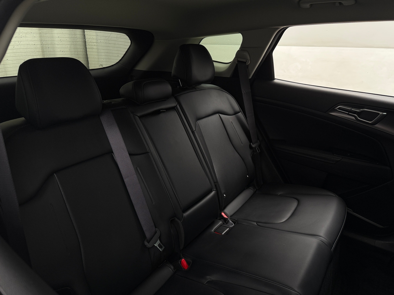 Thumbnail: 2023 Kia Sportage - 5