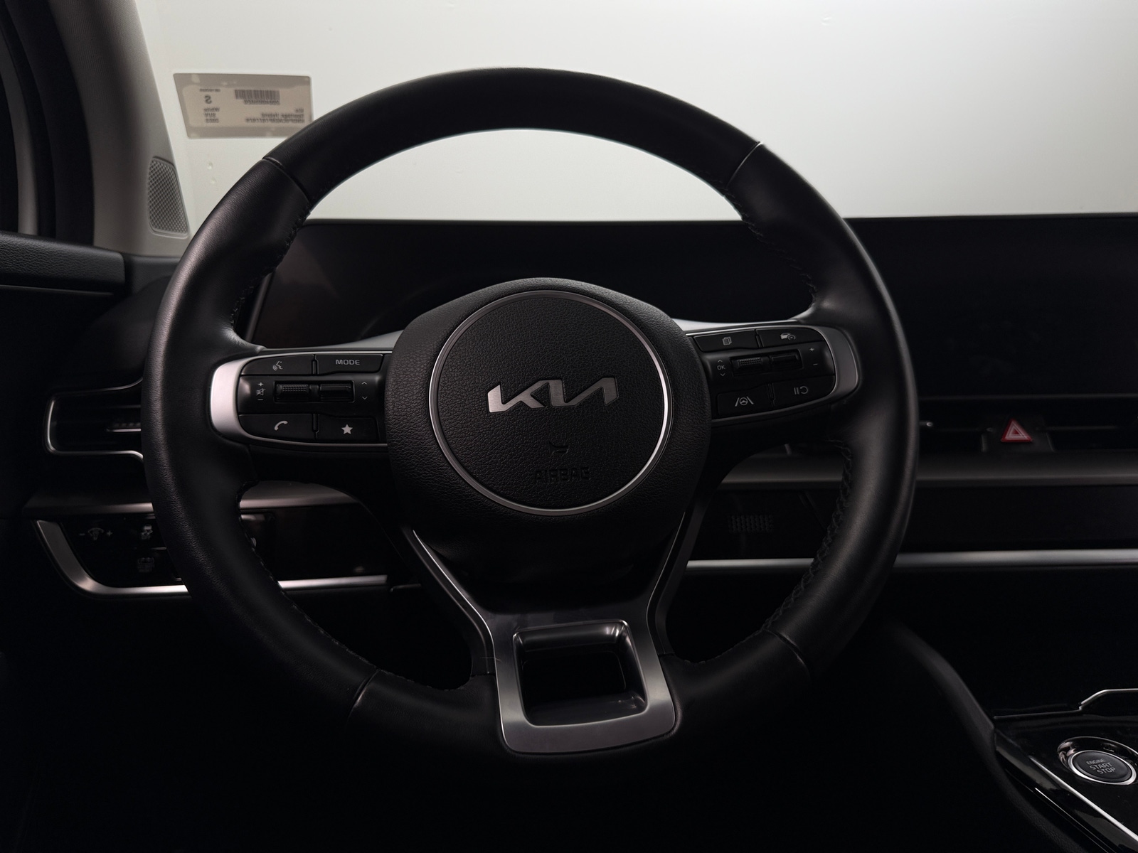Thumbnail: 2023 Kia Sportage - 4