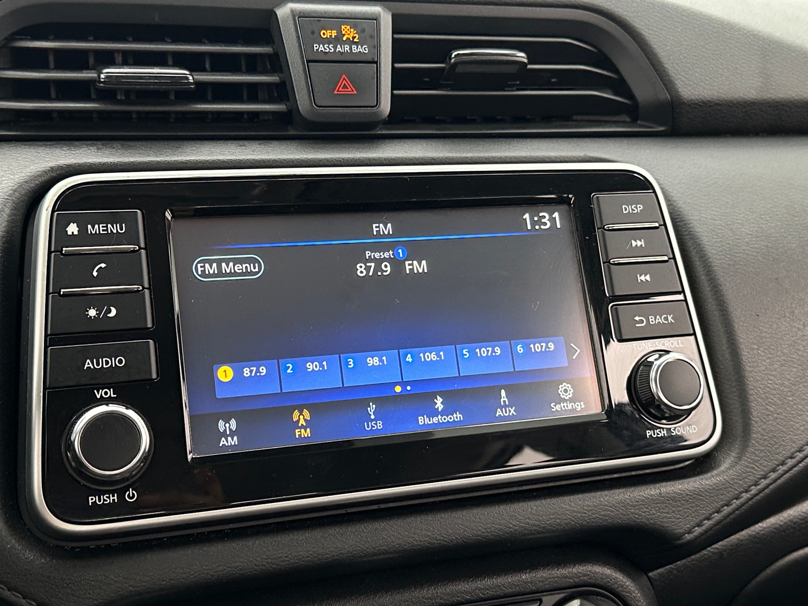 Thumbnail: 2022 Nissan Versa - 4
